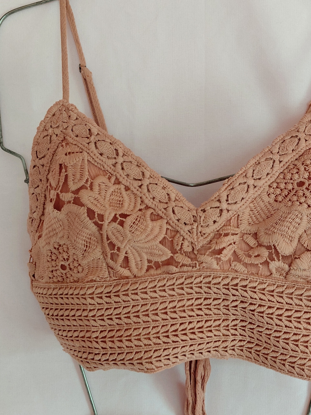 Aeropostale Crocheted Bralette in Peach Or Dusty Pink Size XS Crop Top . - Picture 3 of 12